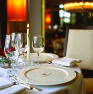 Danú Brehon Branded Plate Set Up - Destination Killarney