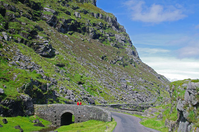 Road bending into bridge at Gap of Dunloe