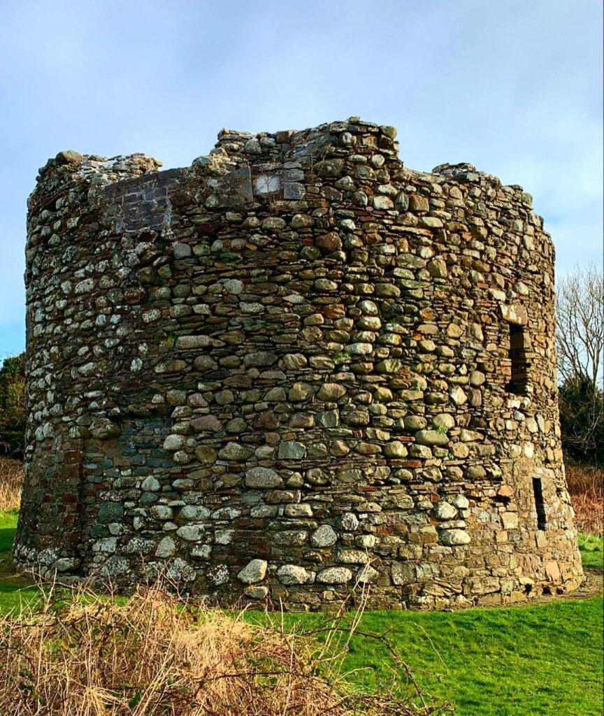 Parkavonear Castle Aghadoe