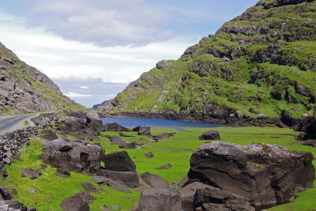 Gap of Dunloe on a sunny day